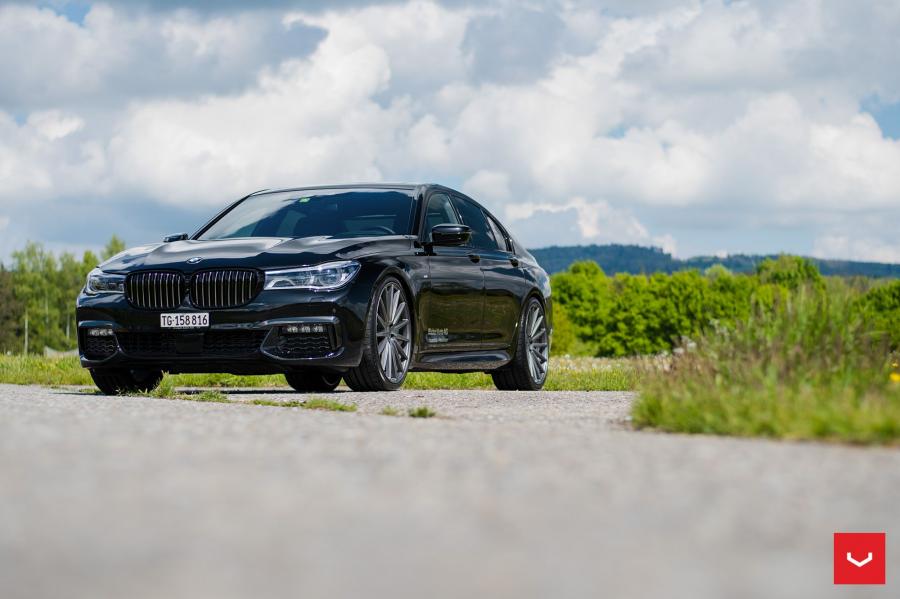  BMW 7-Series on Vossen Wheels (VFS2) 2017 года  (фото 9 из 33)